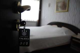 Отель Hotel Trayana Стара-Загора Двухместный номер с 1 кроватью-2
